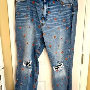 True Craft Jeans Distressed with flower detailing  Sz 20WR